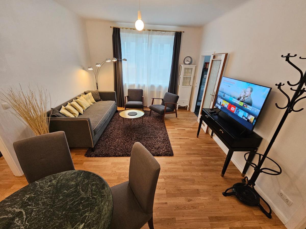 Yuki'S Place - Central Design Apartment - Vienna Trade Fair - Wu Campus - Downtown - Subway Bagian luar foto